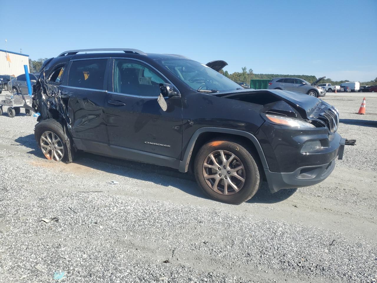 Jeep Grand Cherokee Latitude Image 5