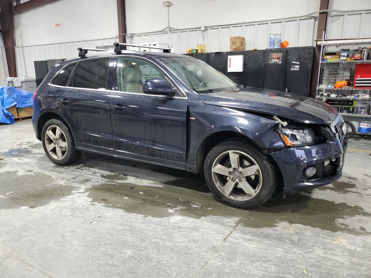 Audi Q5 Premium Plus Image 12