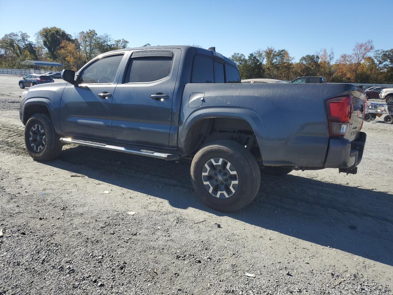 Toyota Tacoma Double Cab Image 5