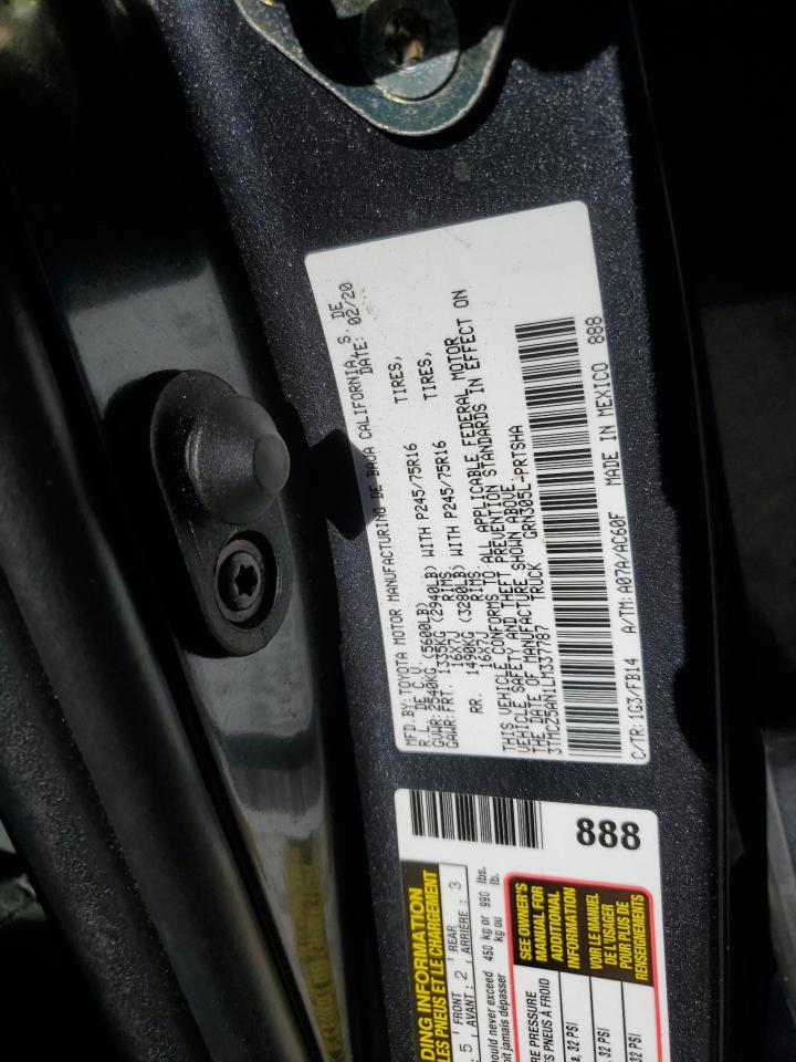 Toyota Tacoma Double Cab Image 11