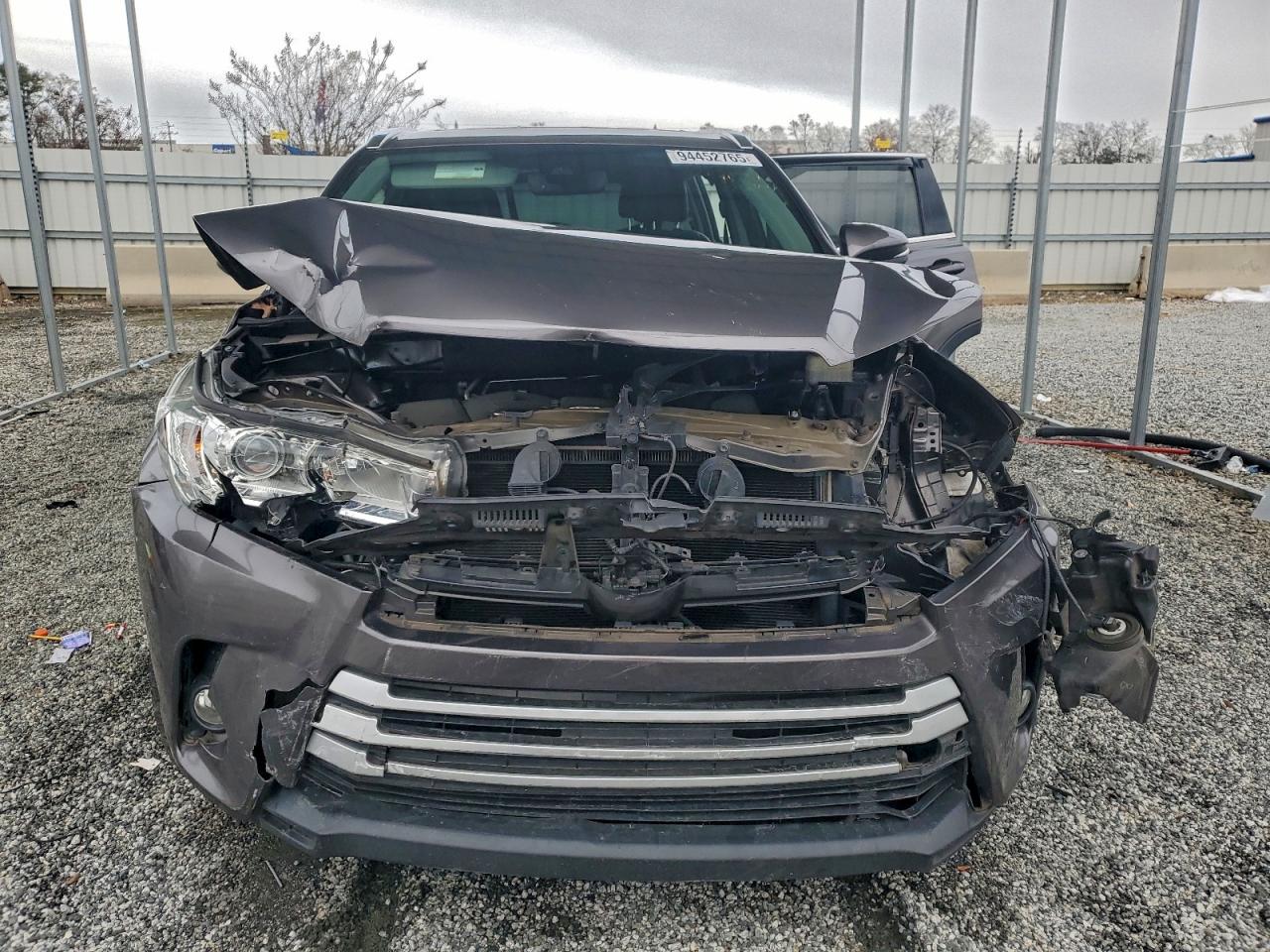 Toyota Highlander Se Image 3