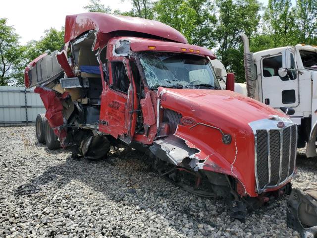  Salvage Peterbilt 579