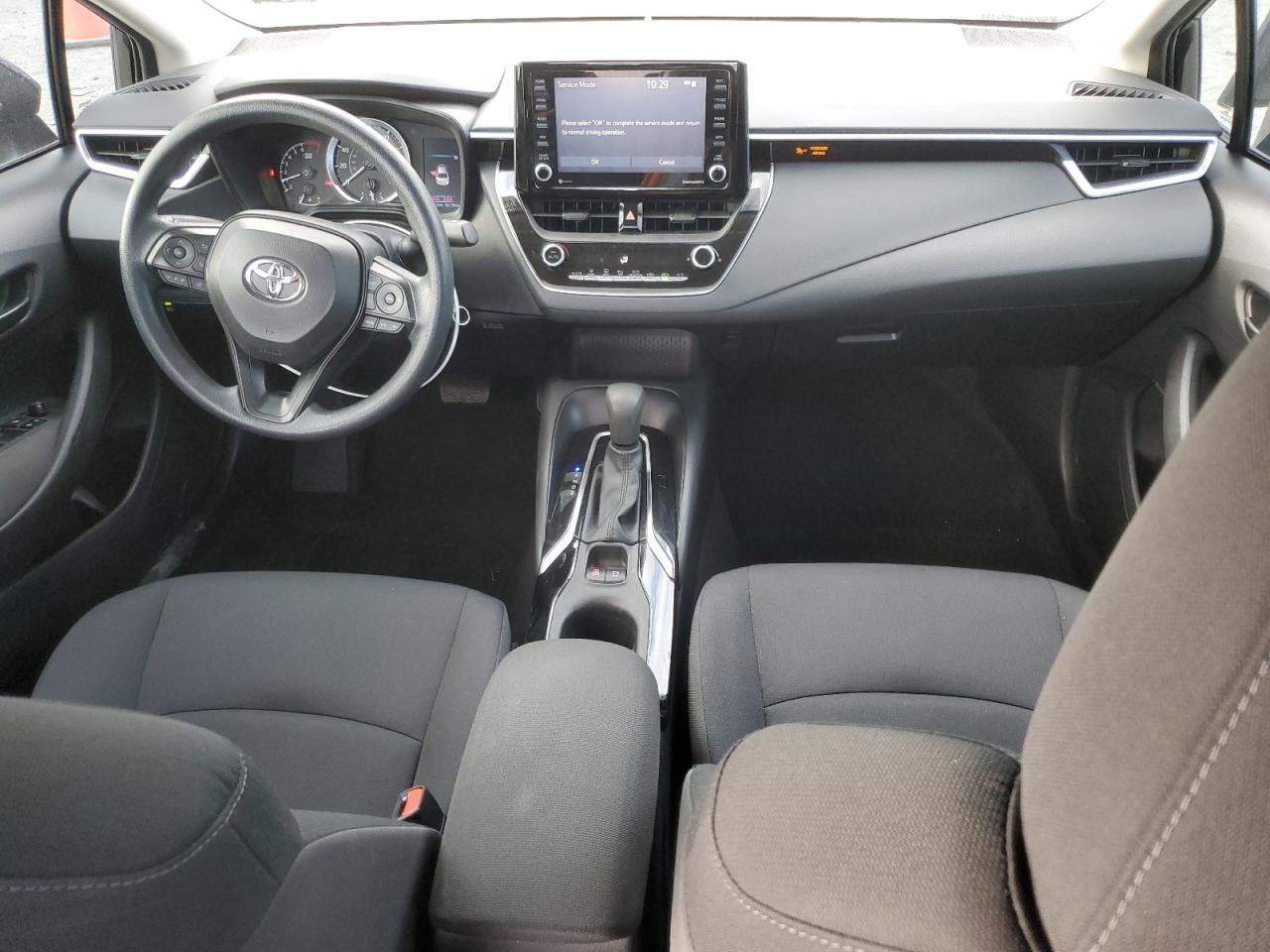 Toyota Corolla Le Image 5