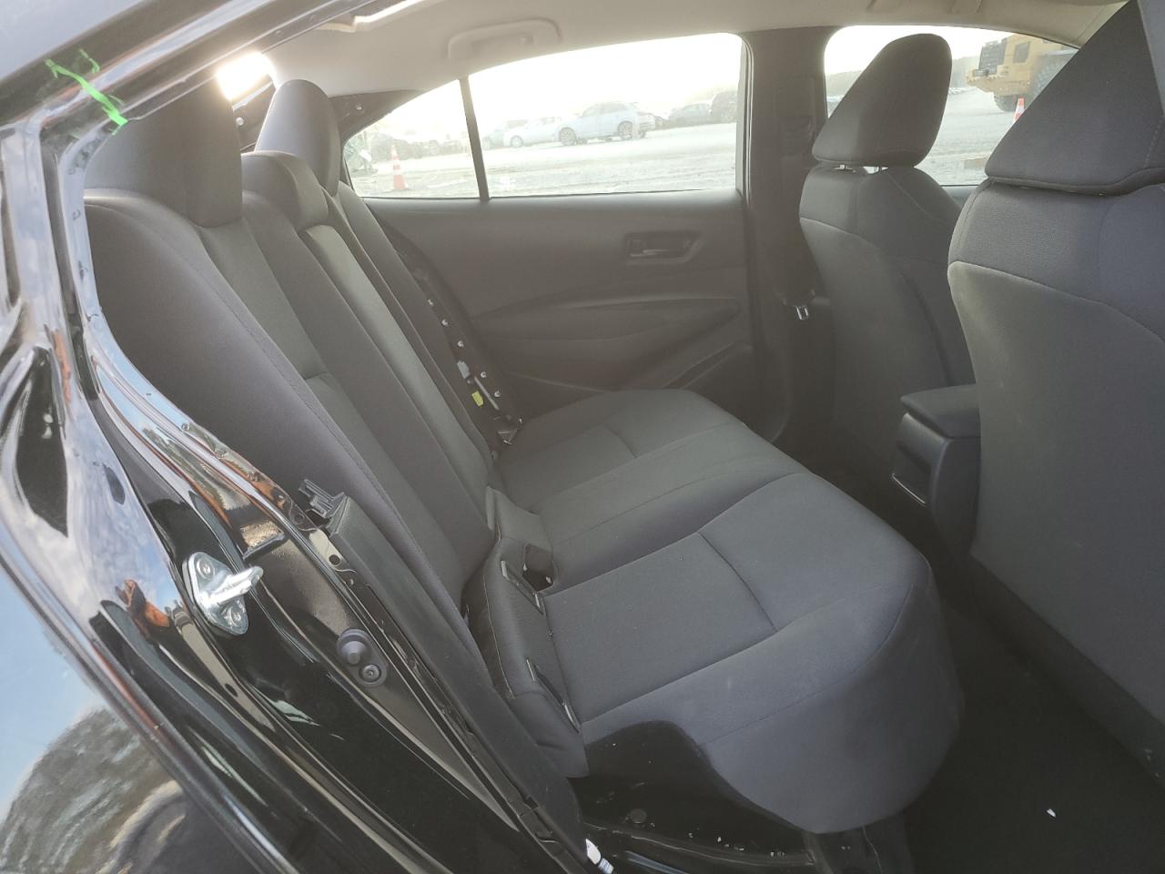 Toyota Corolla Le Image 9