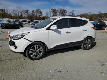  Salvage Hyundai TUCSON