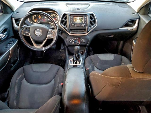 Jeep Grand Cherokee Sport Image 5