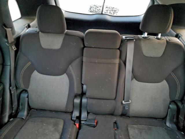 Jeep Grand Cherokee Sport Image 10