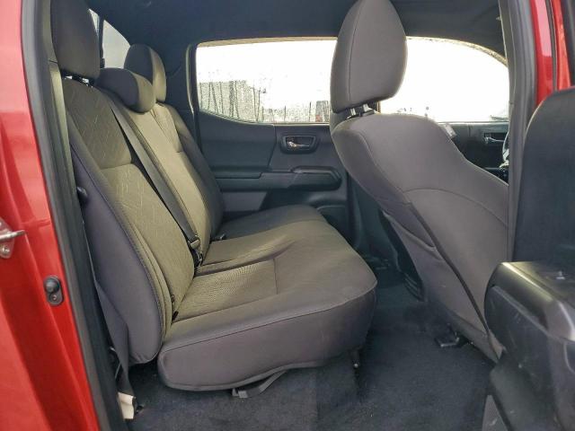 Toyota Tacoma Double Cab Image 4