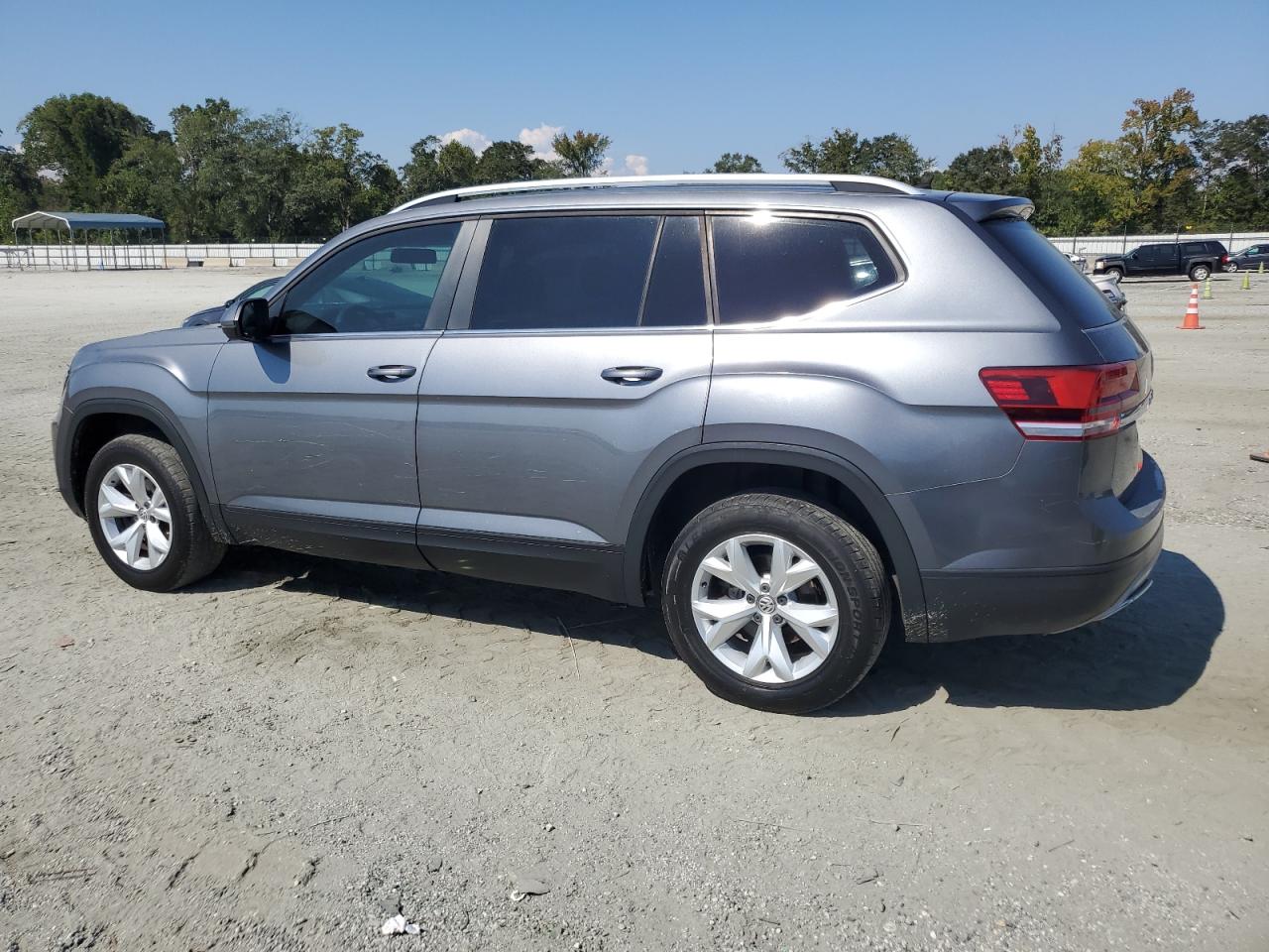 Volkswagen Atlas S Image 2