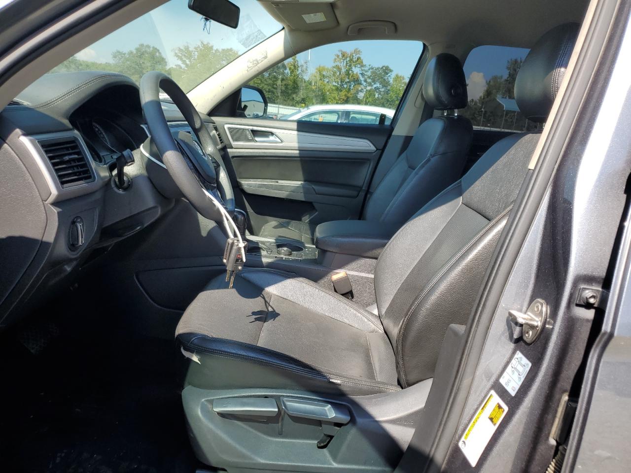 Volkswagen Atlas S Image 6