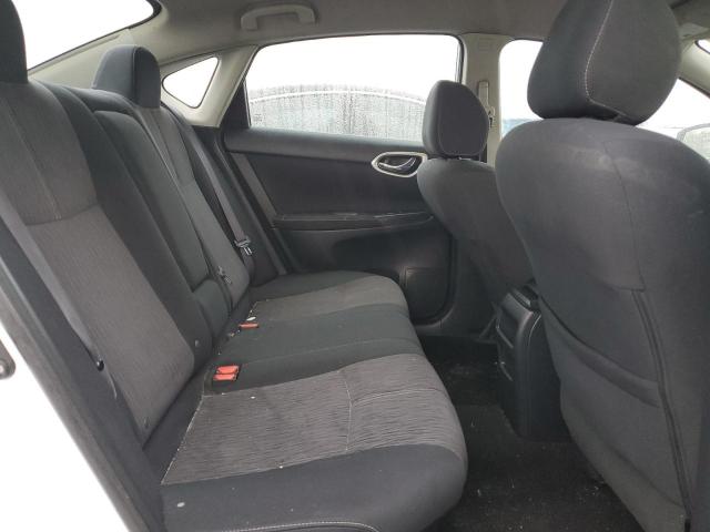 Nissan Sentra S Image 2