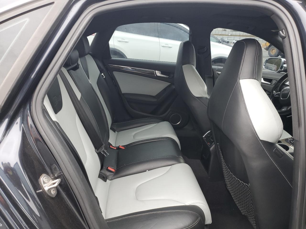 Audi S4 Prestige Image 11