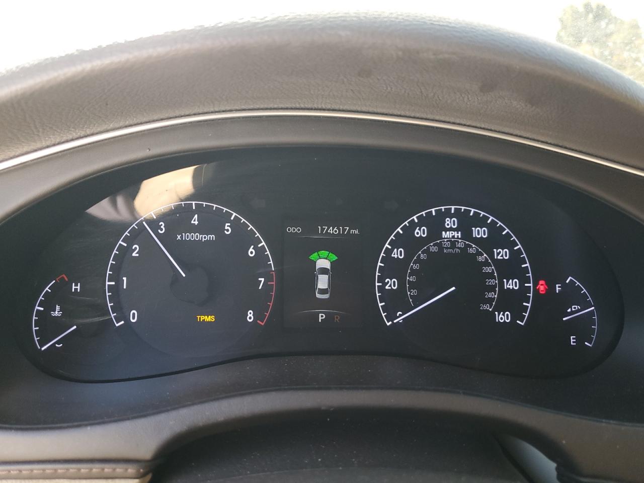 Hyundai Genesis 3.8l Image 10