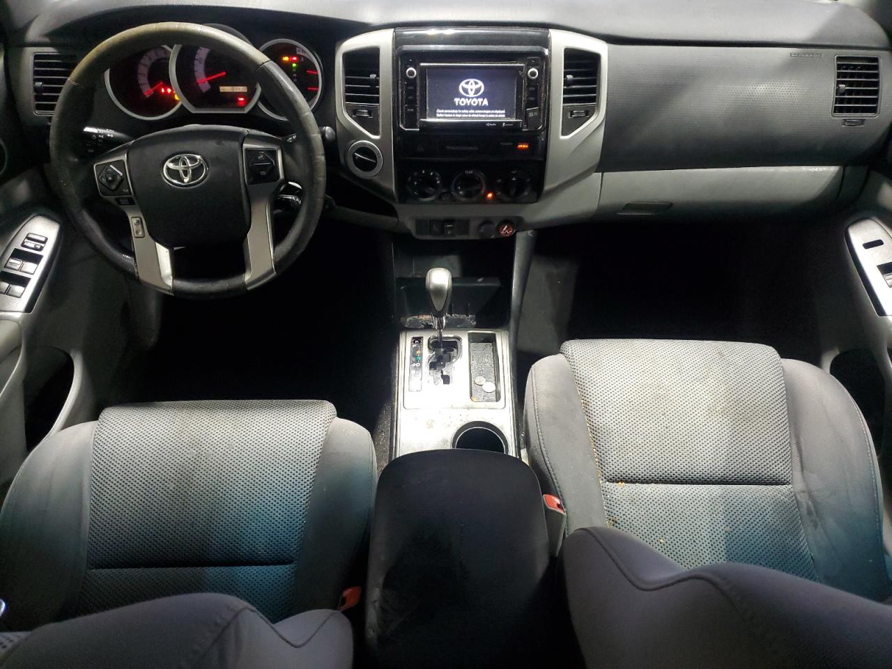 Toyota Tacoma Double Cab Image 6