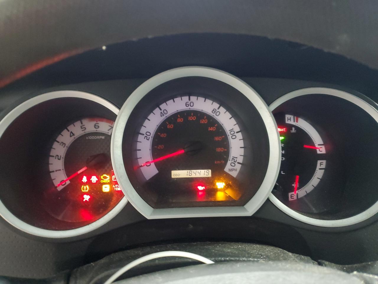 Toyota Tacoma Double Cab Image 5