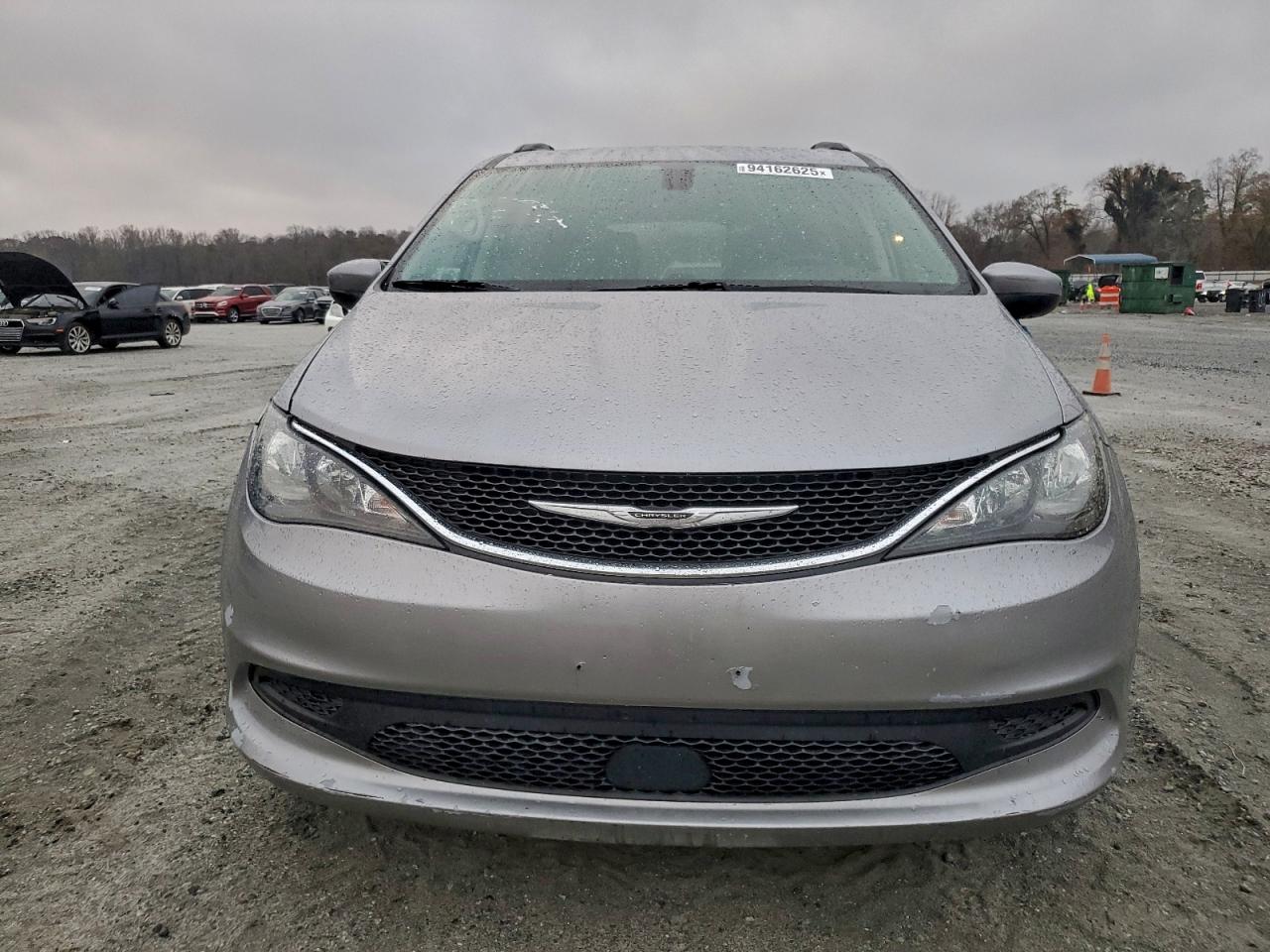 Chrysler Minivan Lxi Image 11