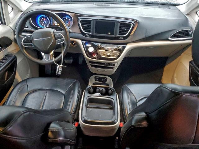 Chrysler Minivan Lxi Image 7