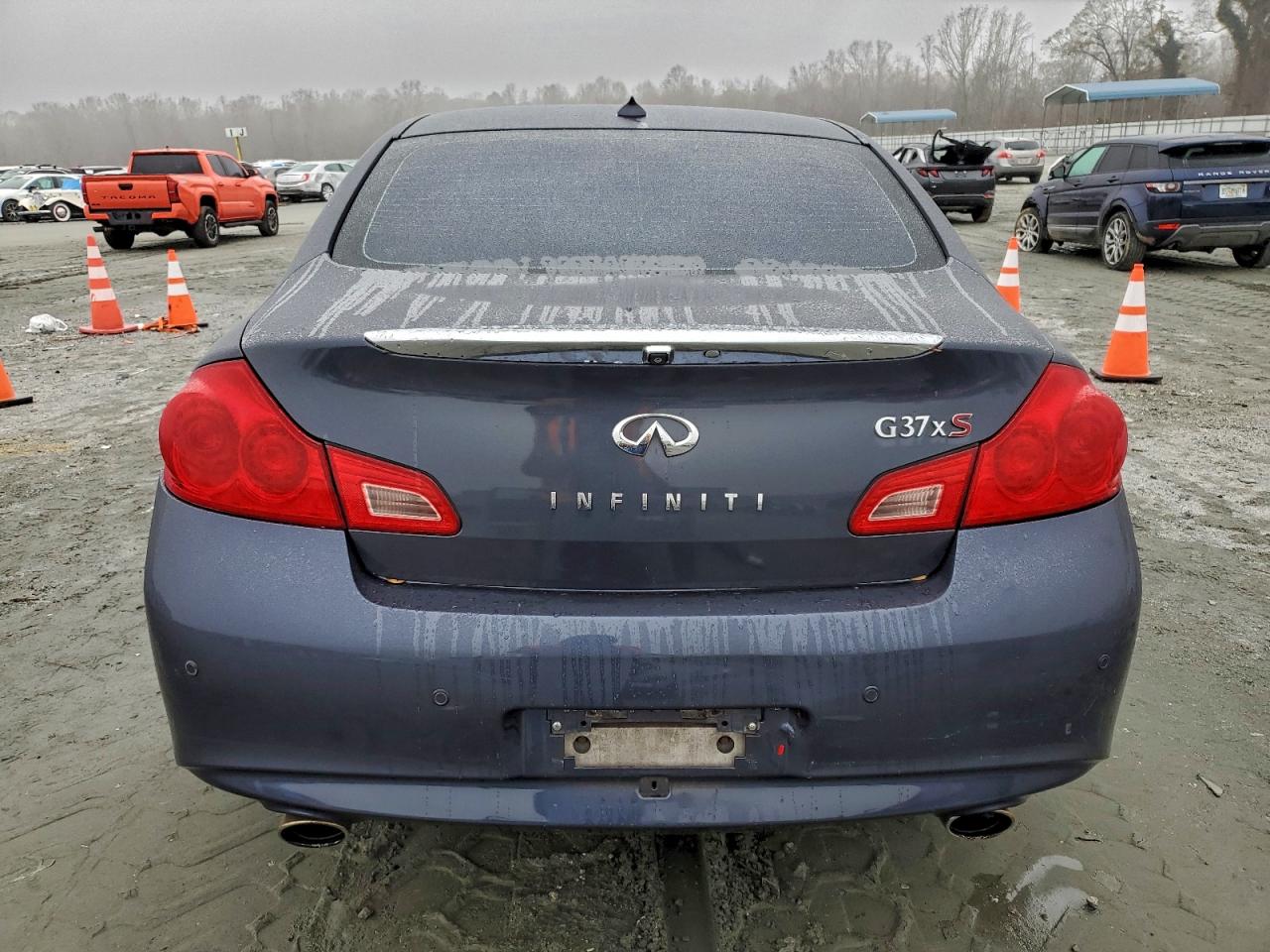 INFINITI G37 Image 6