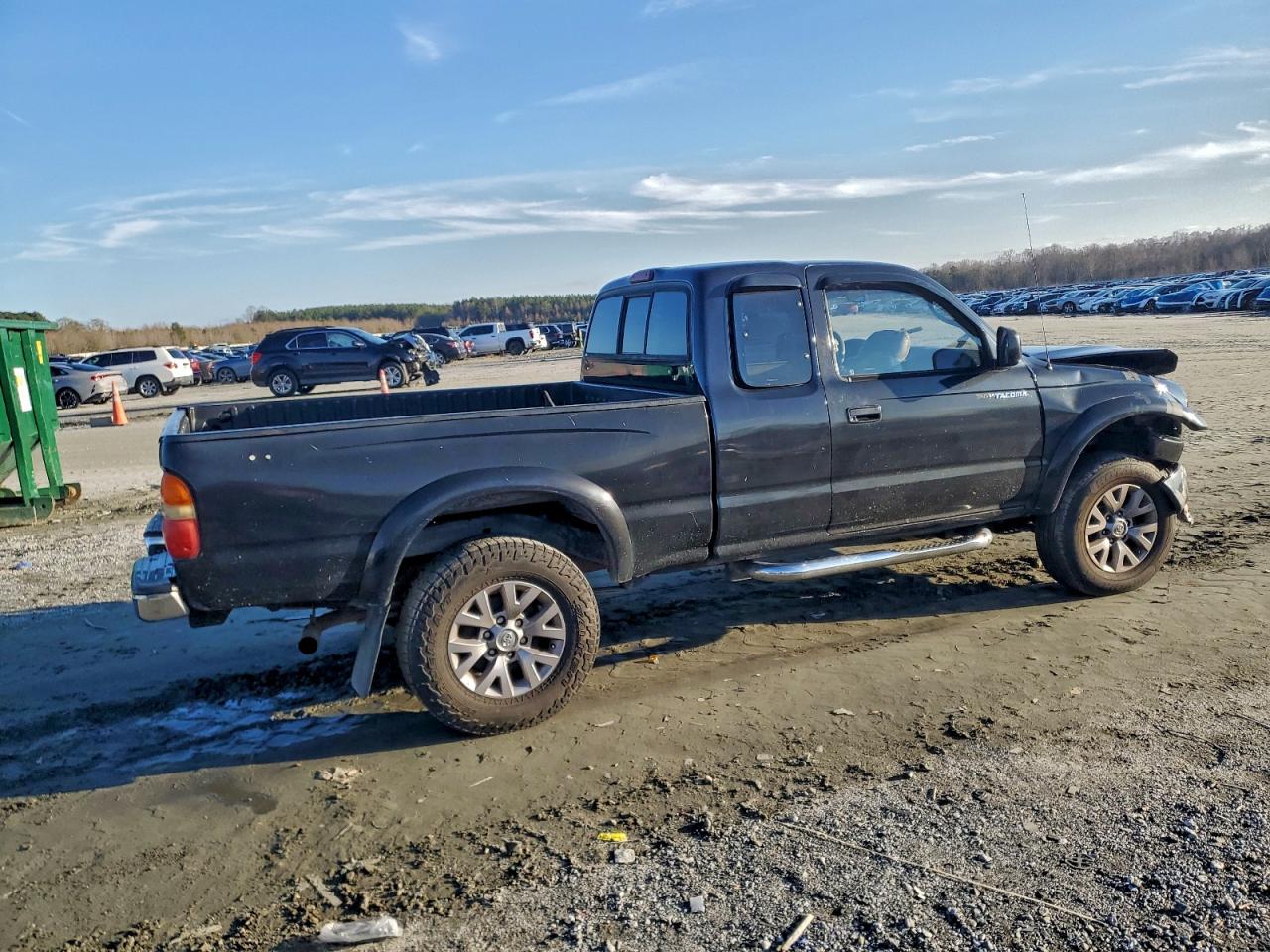 Toyota Tacoma Xtracab Prerunner Image 4