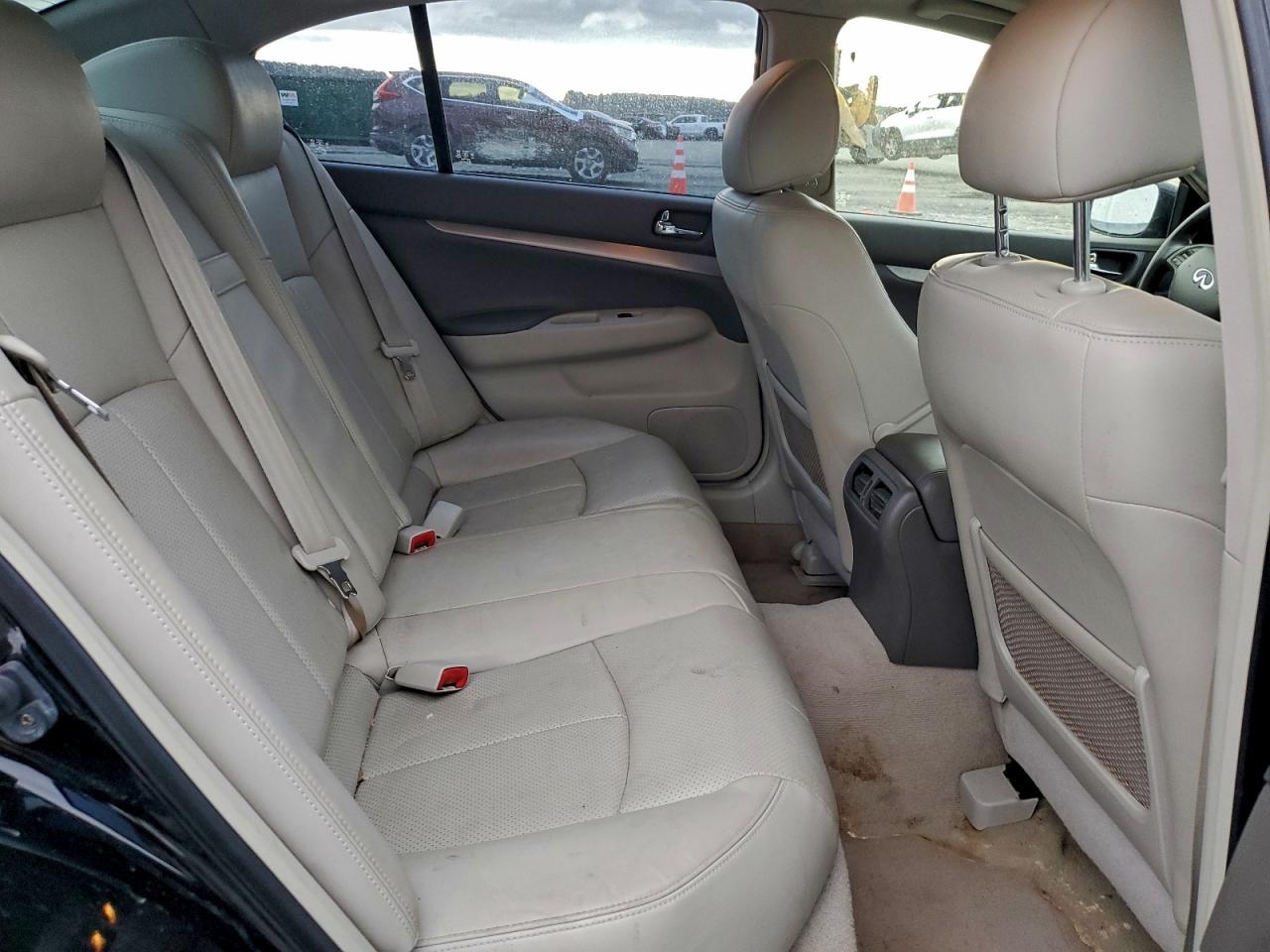 INFINITI G37 Base Image 5