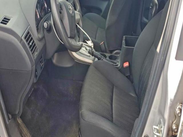 Toyota Corolla Base Image 2