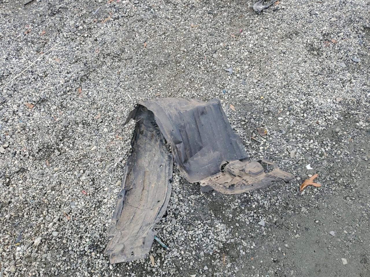 Toyota Corolla Base Image 9