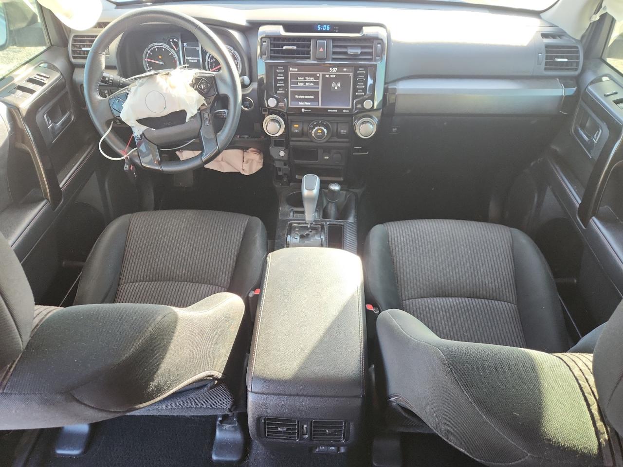 Toyota 4Runner Sr5/sr5 Premium Image 4