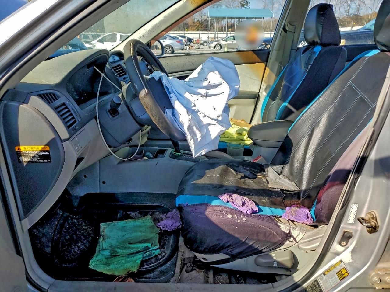 Kia Spectra Lx Image 9