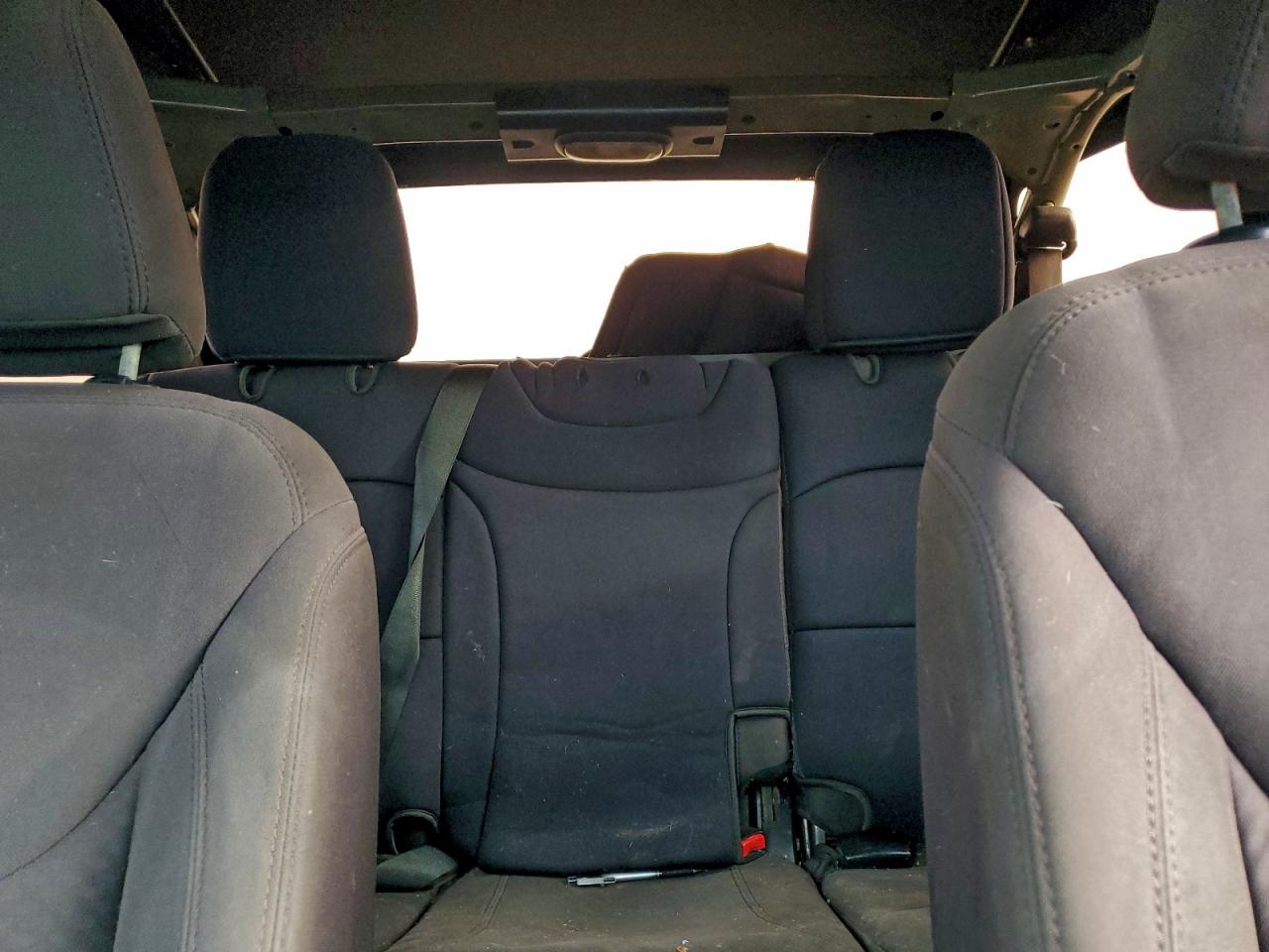 Jeep Wrangler Sport Image 2