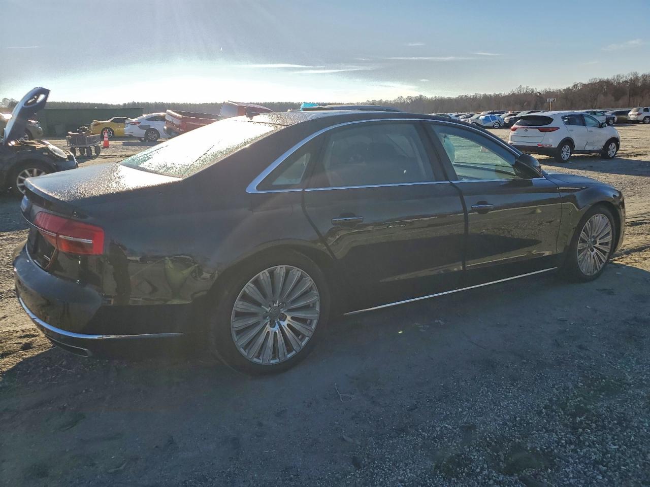 Audi A8 L Quattro Image 3