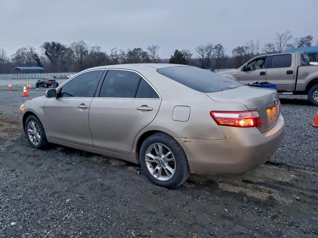 Toyota Camry Ce Image 4