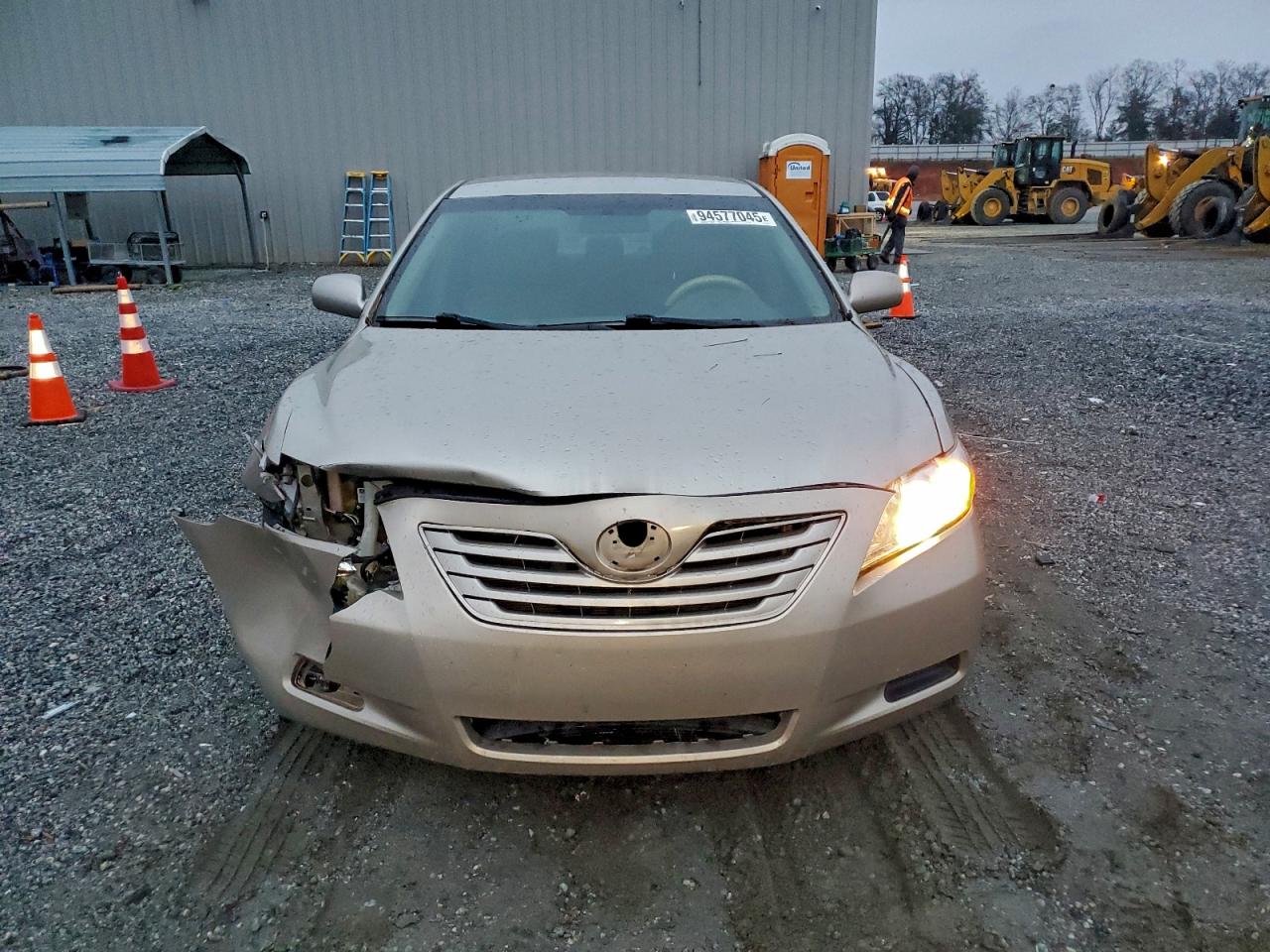 Toyota Camry Ce Image 9