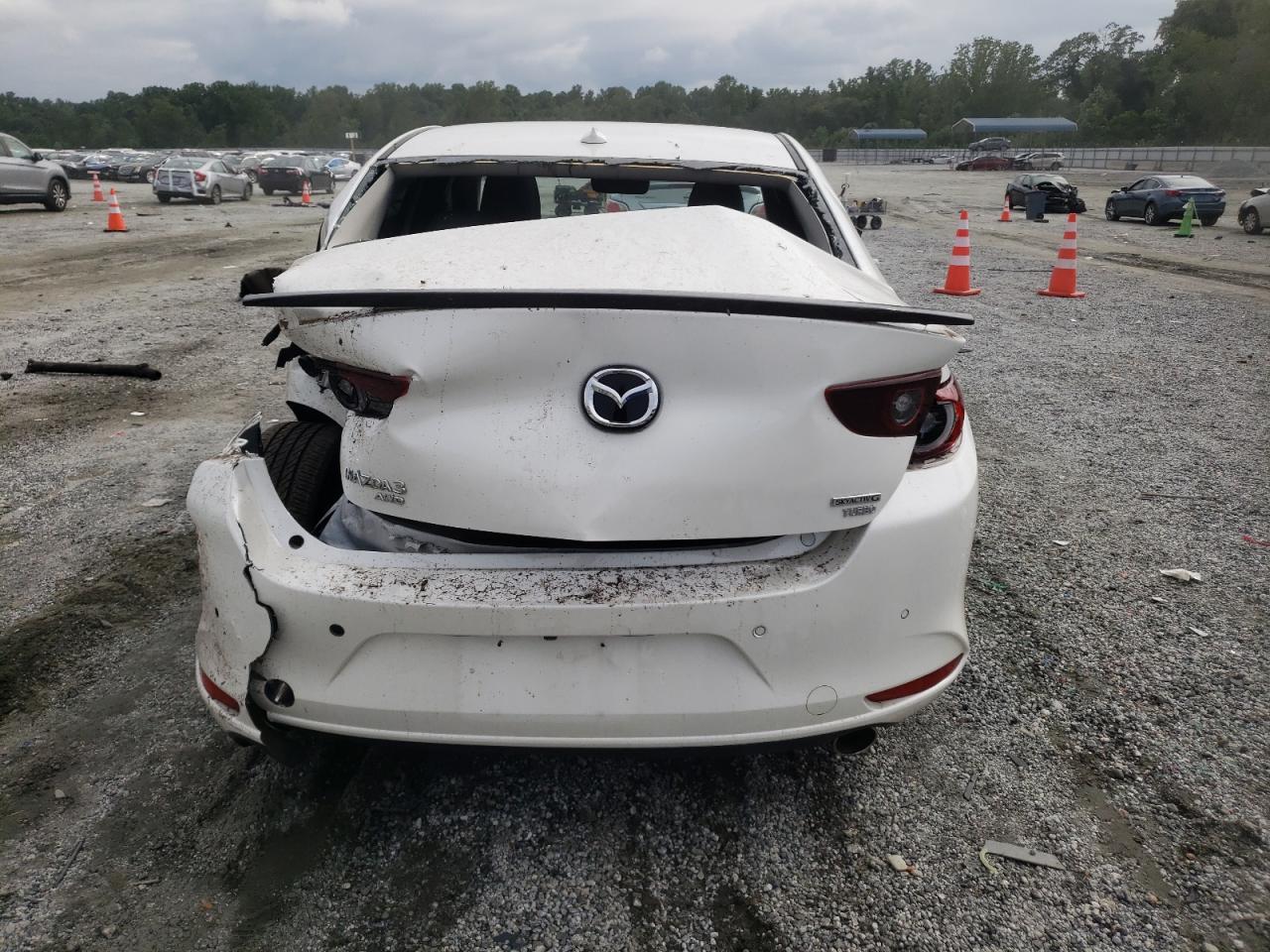 Mazda 3 Premium Plus Image 8