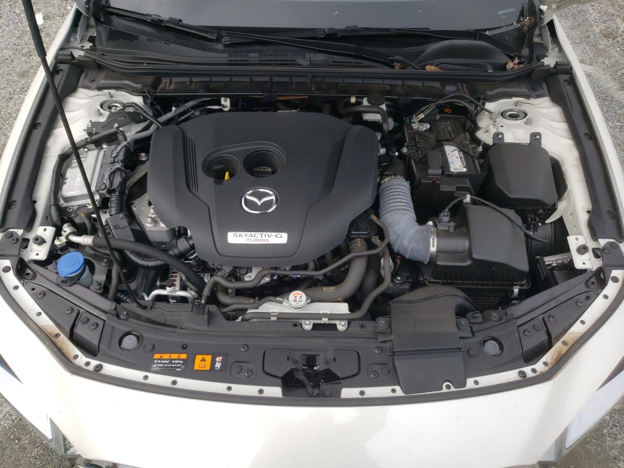 Mazda 3 Premium Plus Image 10