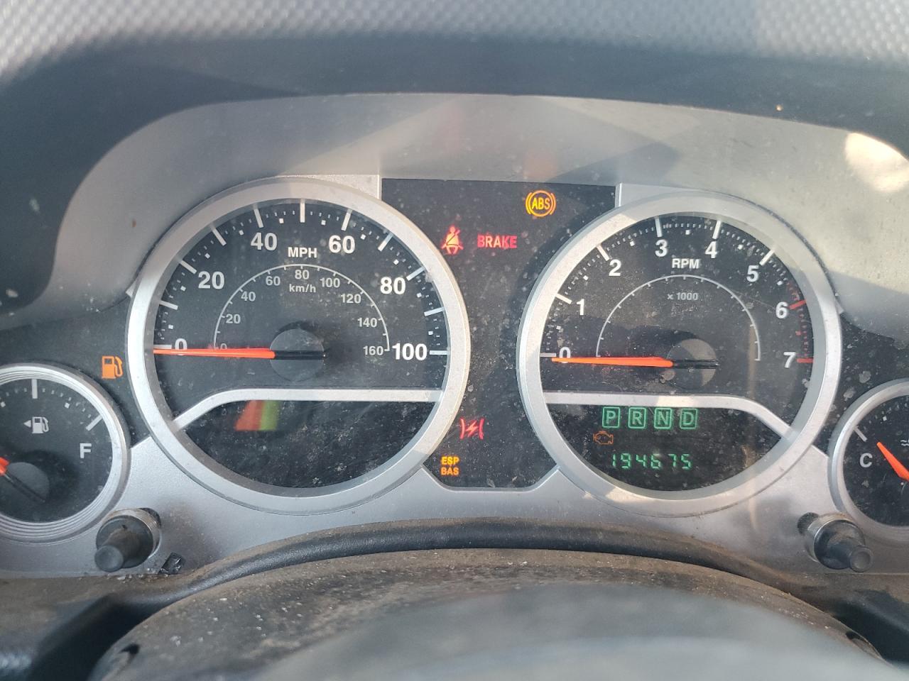 Jeep Wrangler Sport Image 13