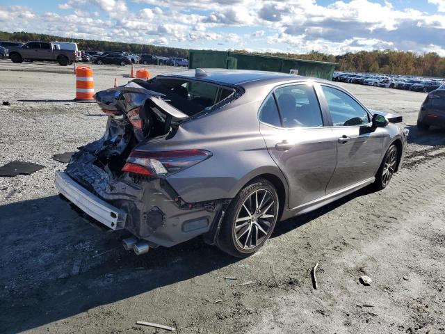 Toyota Camry Se Night Shade Image 2