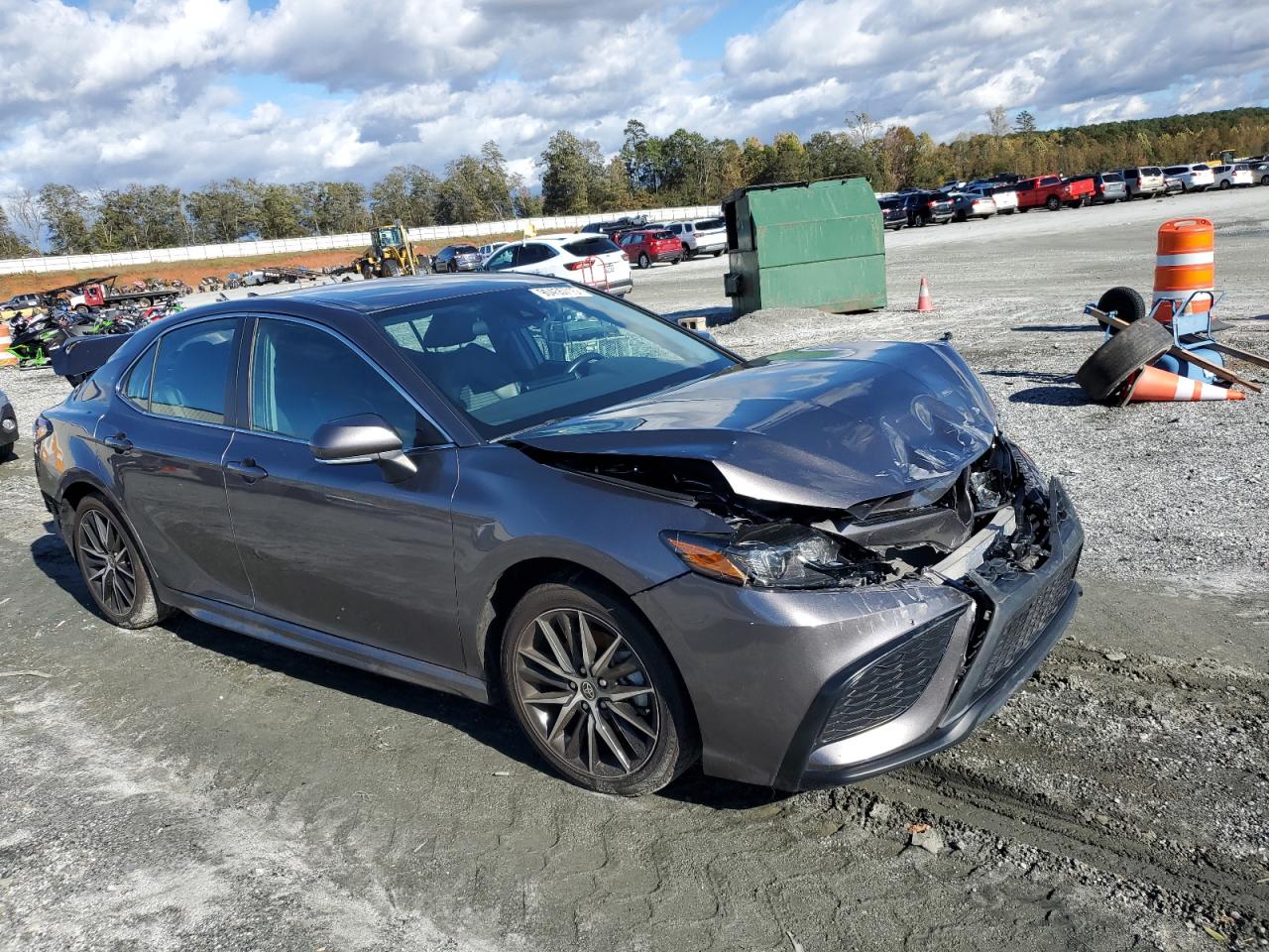 Toyota Camry Se Night Shade Image 4