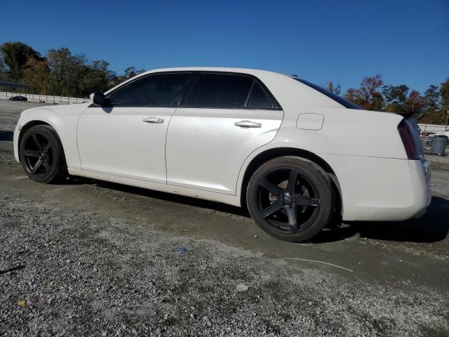 Chrysler 300 S Image 12