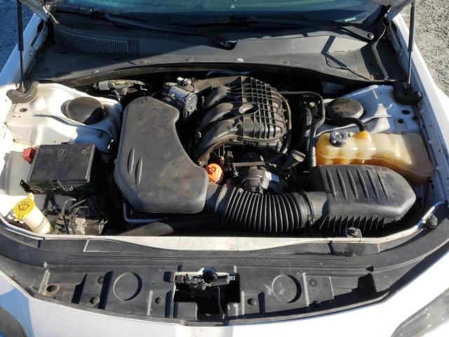 Chrysler 300 S Image 11