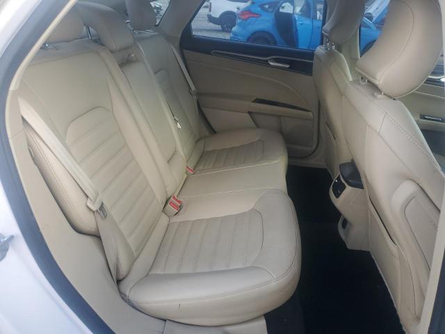 Ford Fusion Se Image 6