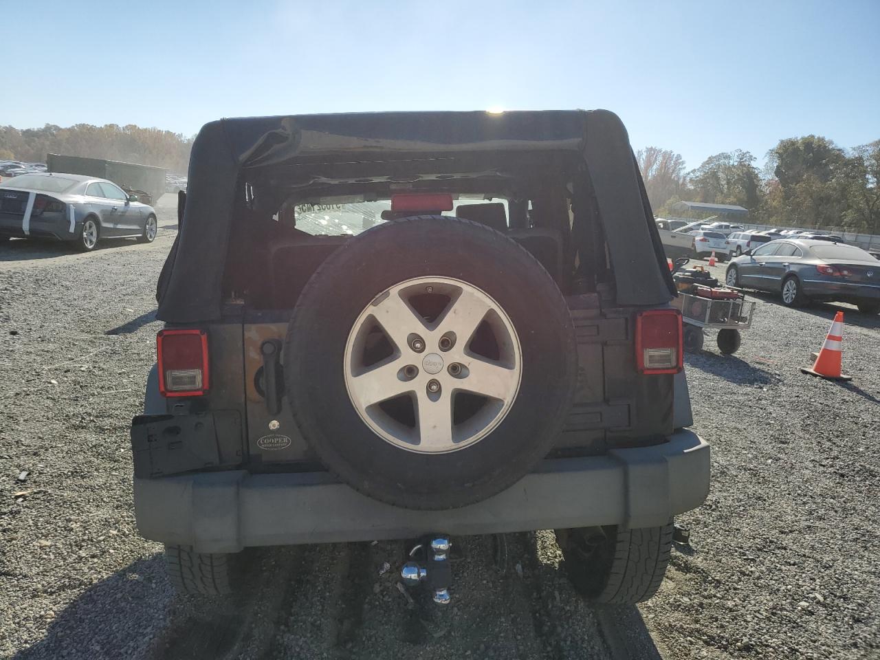 Jeep Wrangler X Image 5