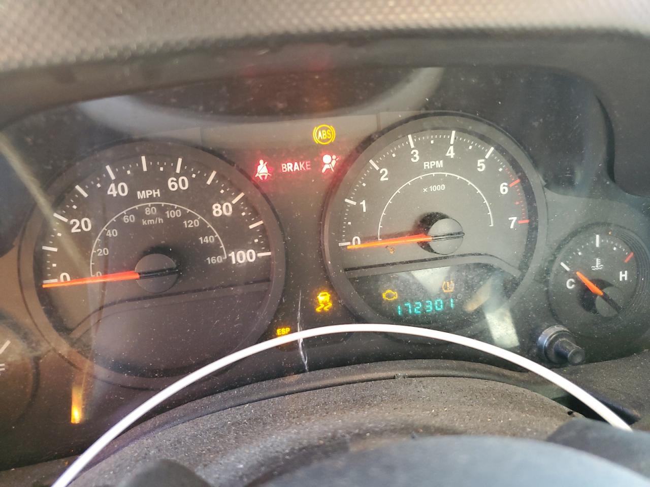 Jeep Wrangler X Image 11