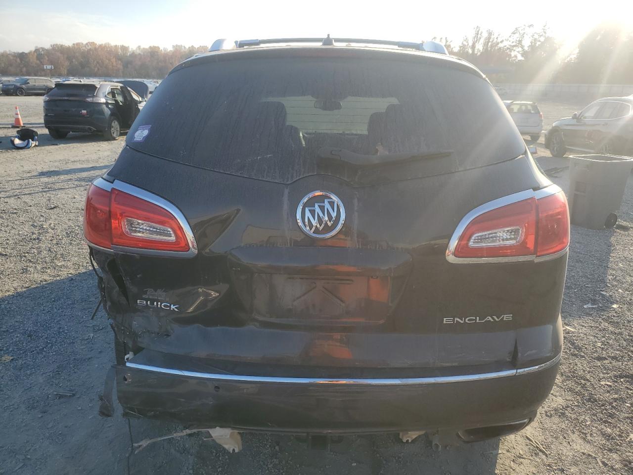 Buick Enclave Image 7