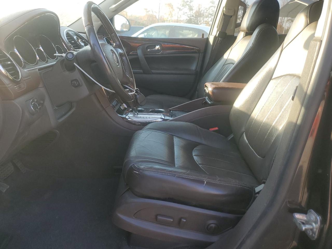 Buick Enclave Image 9