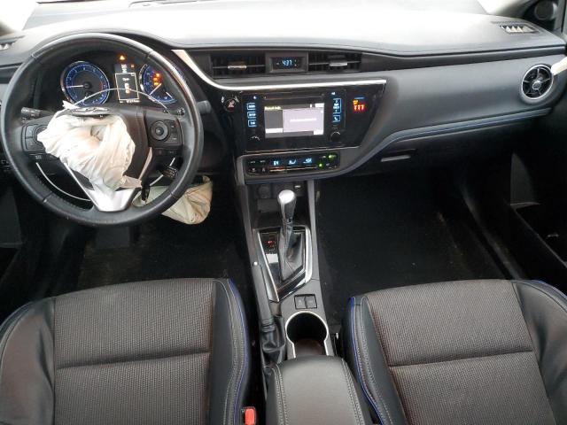 Toyota Corolla L Image 9