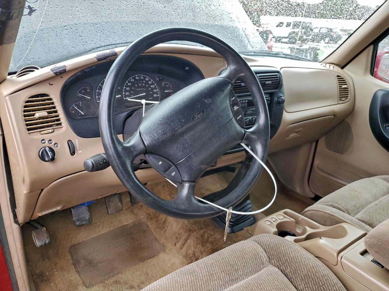 Ford Ranger Super Cab Image 9