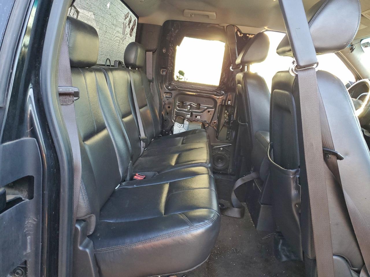 Chevrolet Silverado C1500 Image 3