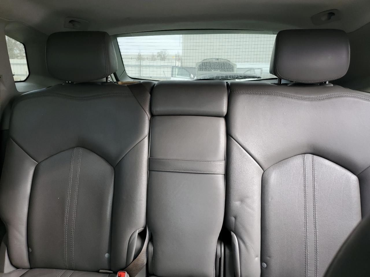 Cadillac SRX Performance Collection Image 12