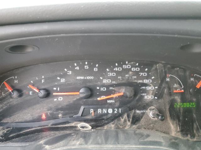 Ford Econoline E250 Van Image 5