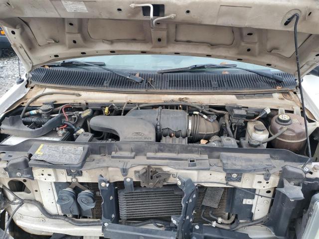 Ford Econoline E250 Van Image 11